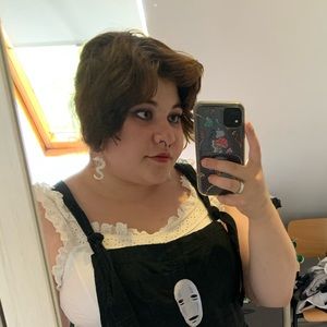 Meet your Posher, Levi